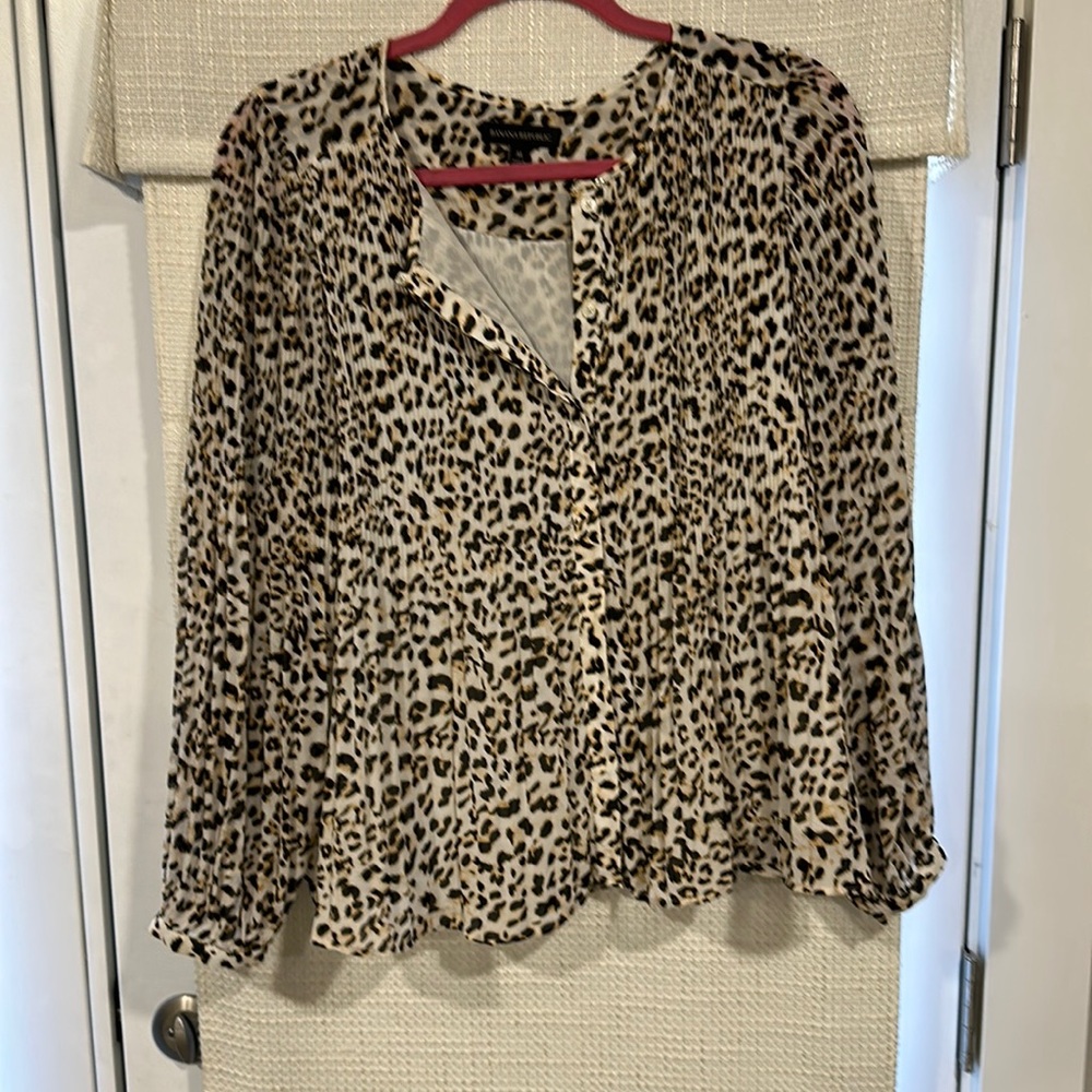 Banana Republic Pleated Leopard Print blouse